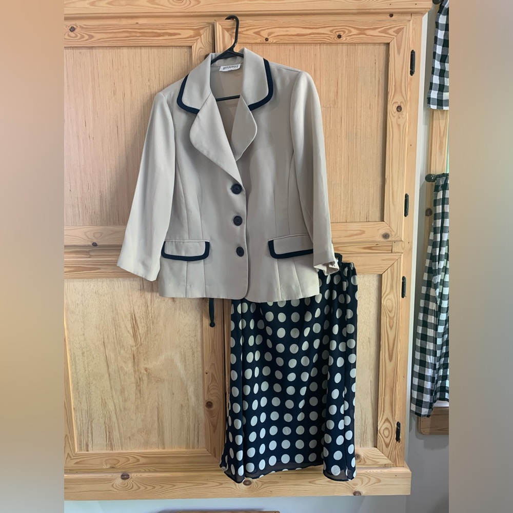 Studio one polkadot dressy Career skirt suit blazer set size 16